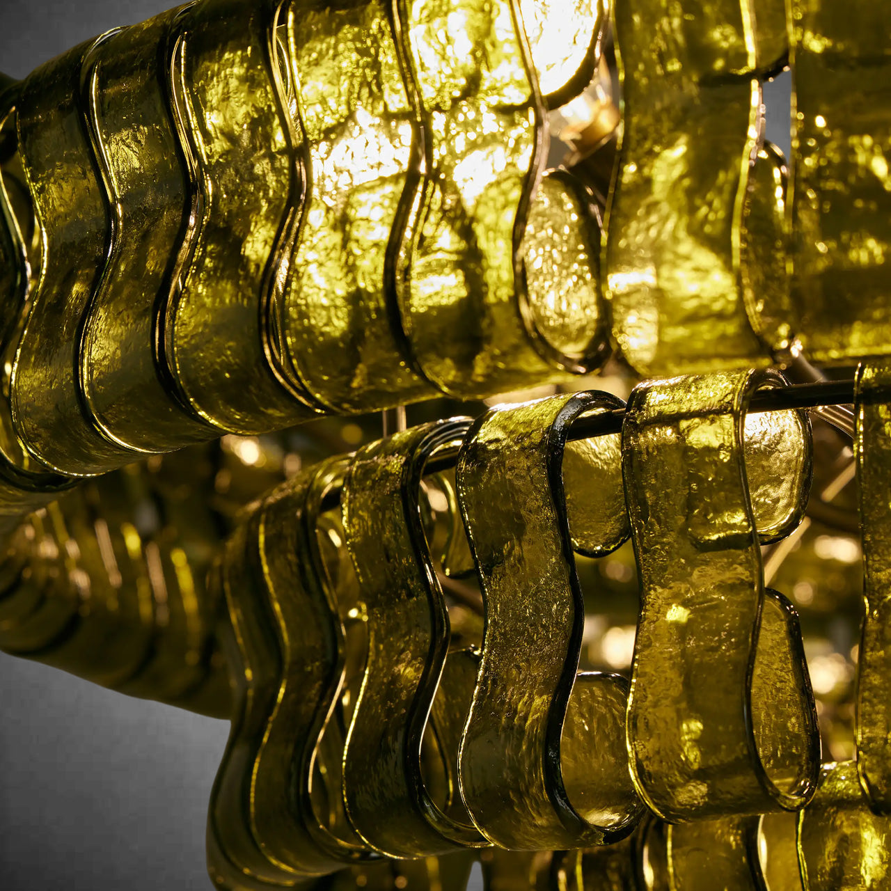 Ghiaccio Glass Round Chandelier