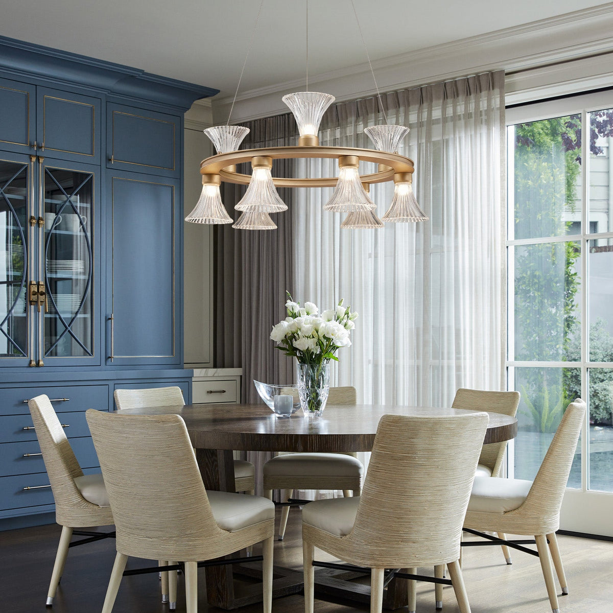 Aria Glass Round Chandelier 25.2"D