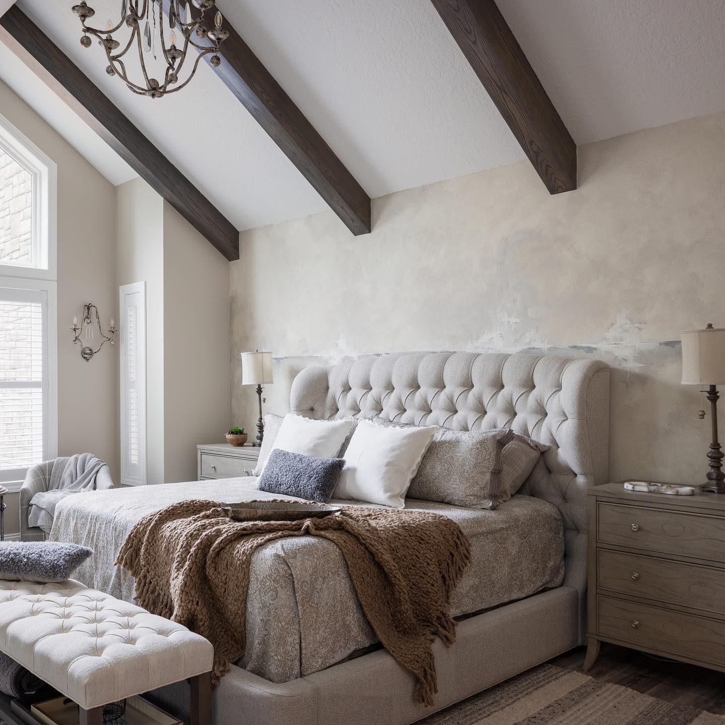 Gothic Bonita Chandelier- Silver