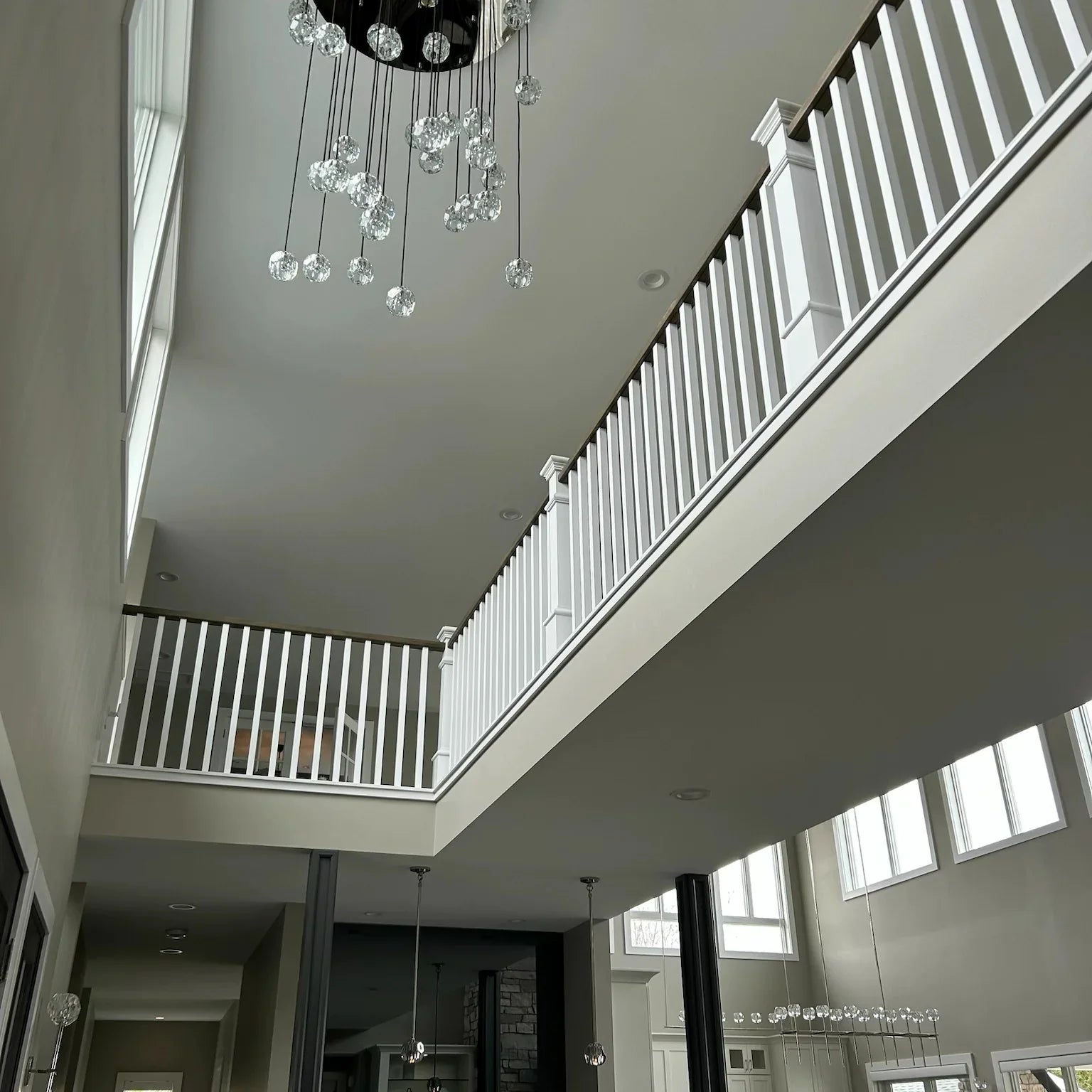 HA Bola De Crystal Round Cluster Chandelier