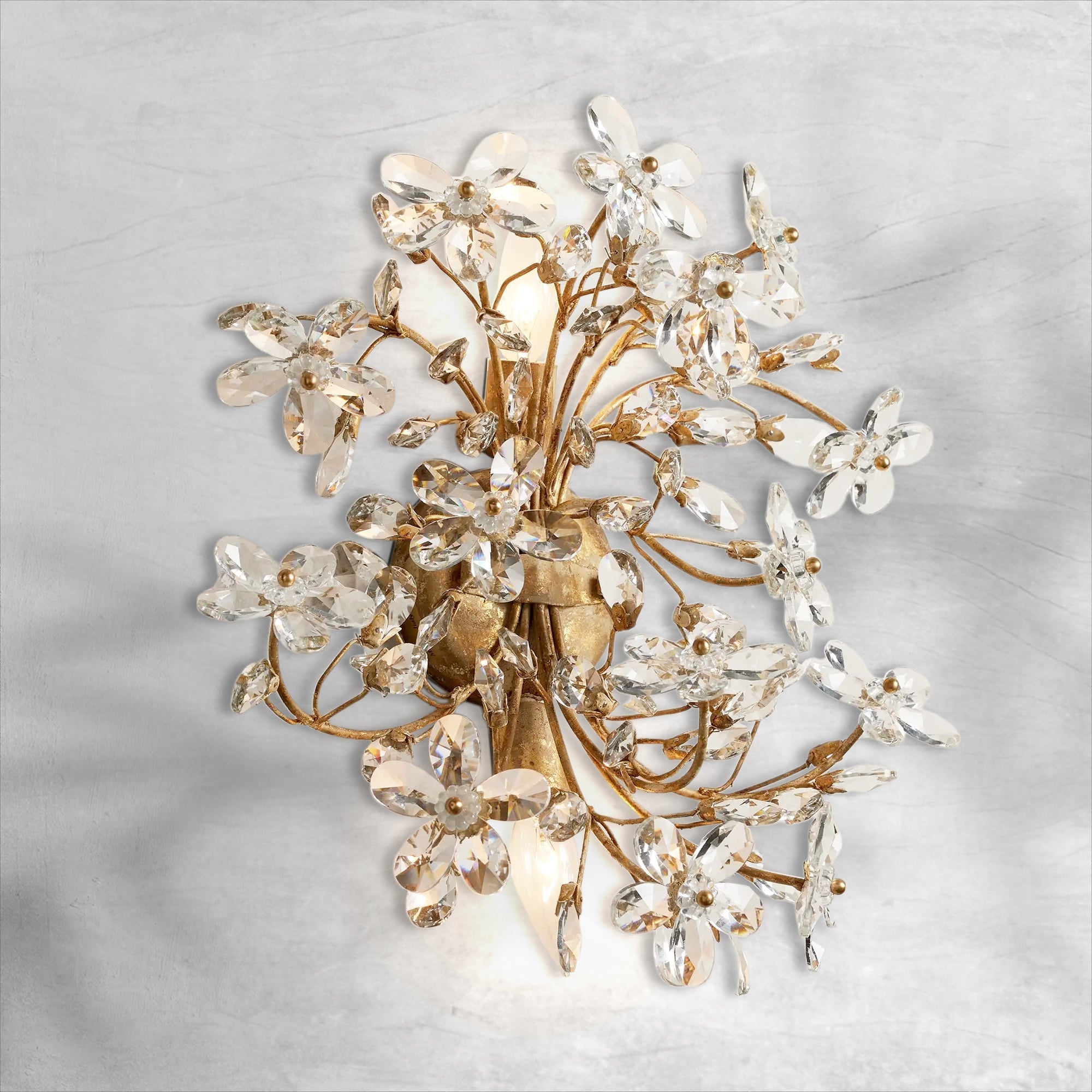 Luster Gaze Veridian Bloom 2-Light Wall Sconce - luxurious American master suite