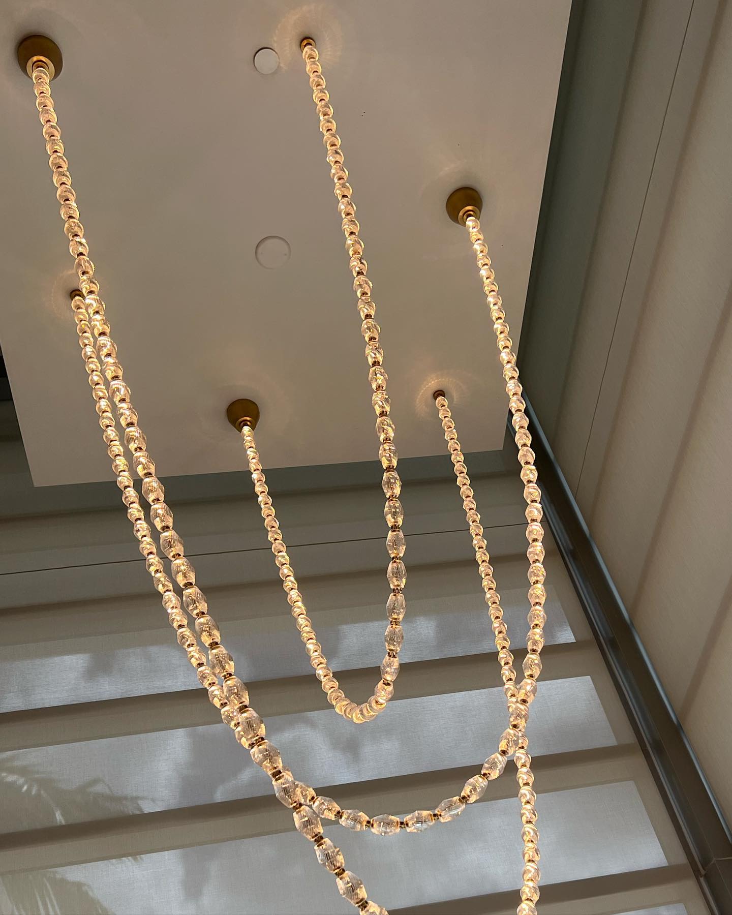 Creative Glass Pearl Necklace Pendnat Chandelier for Living/Dining Room/Staircase