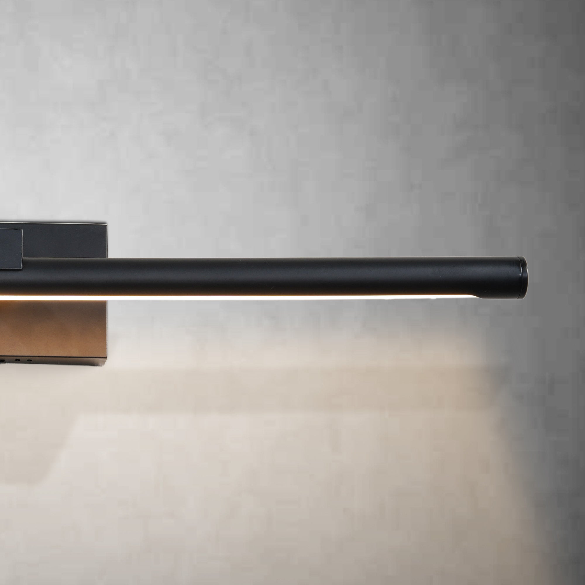 Modern Wall Mounted Bathroom Mirror Light Fixtur