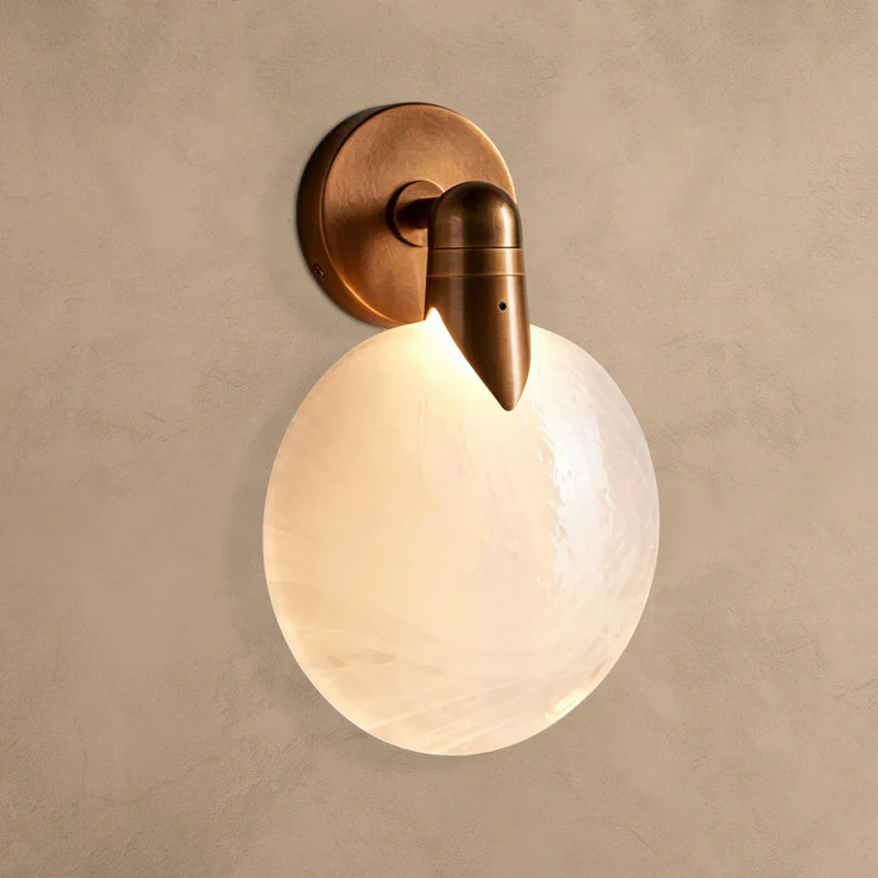 Lyla Sconce