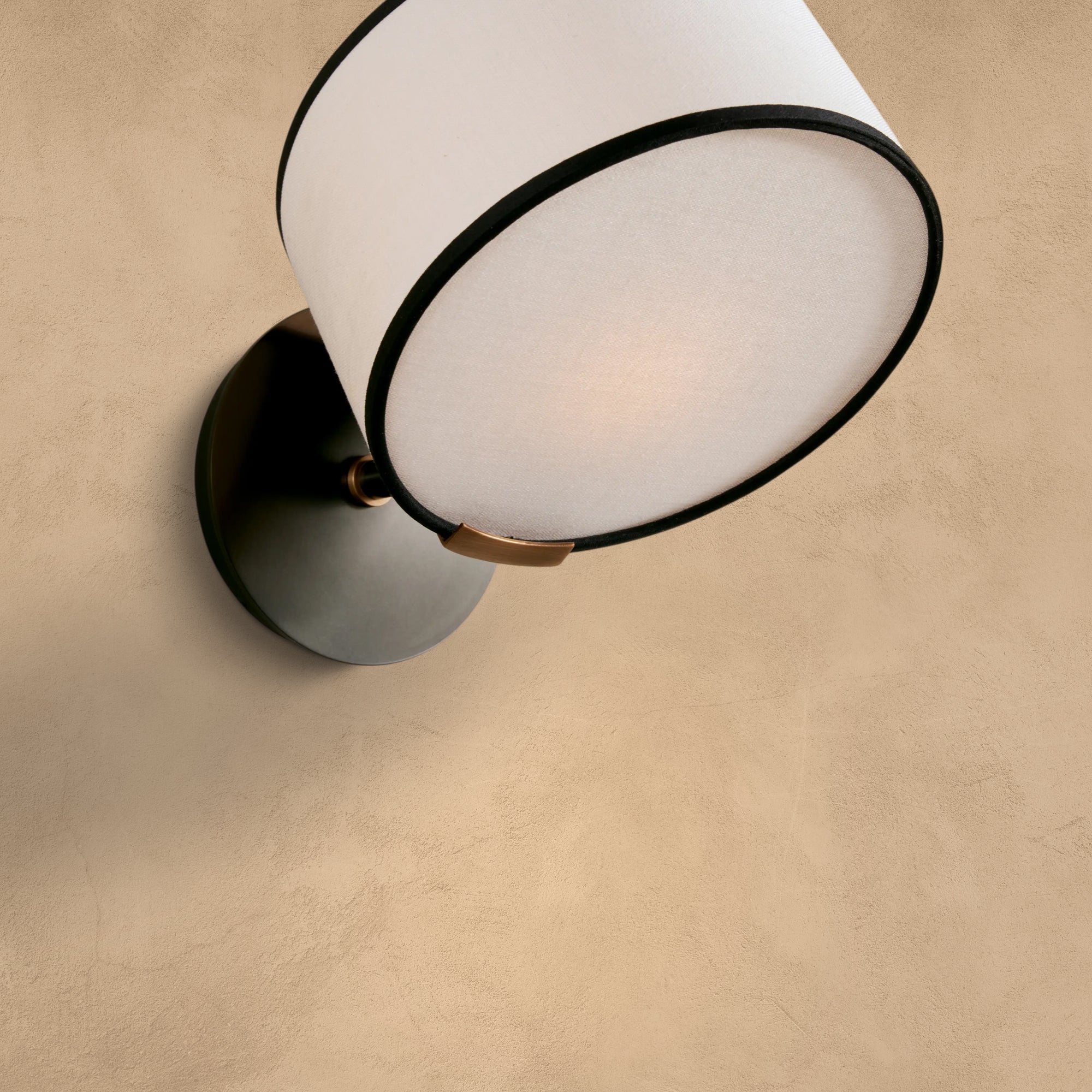Daphne Sconce