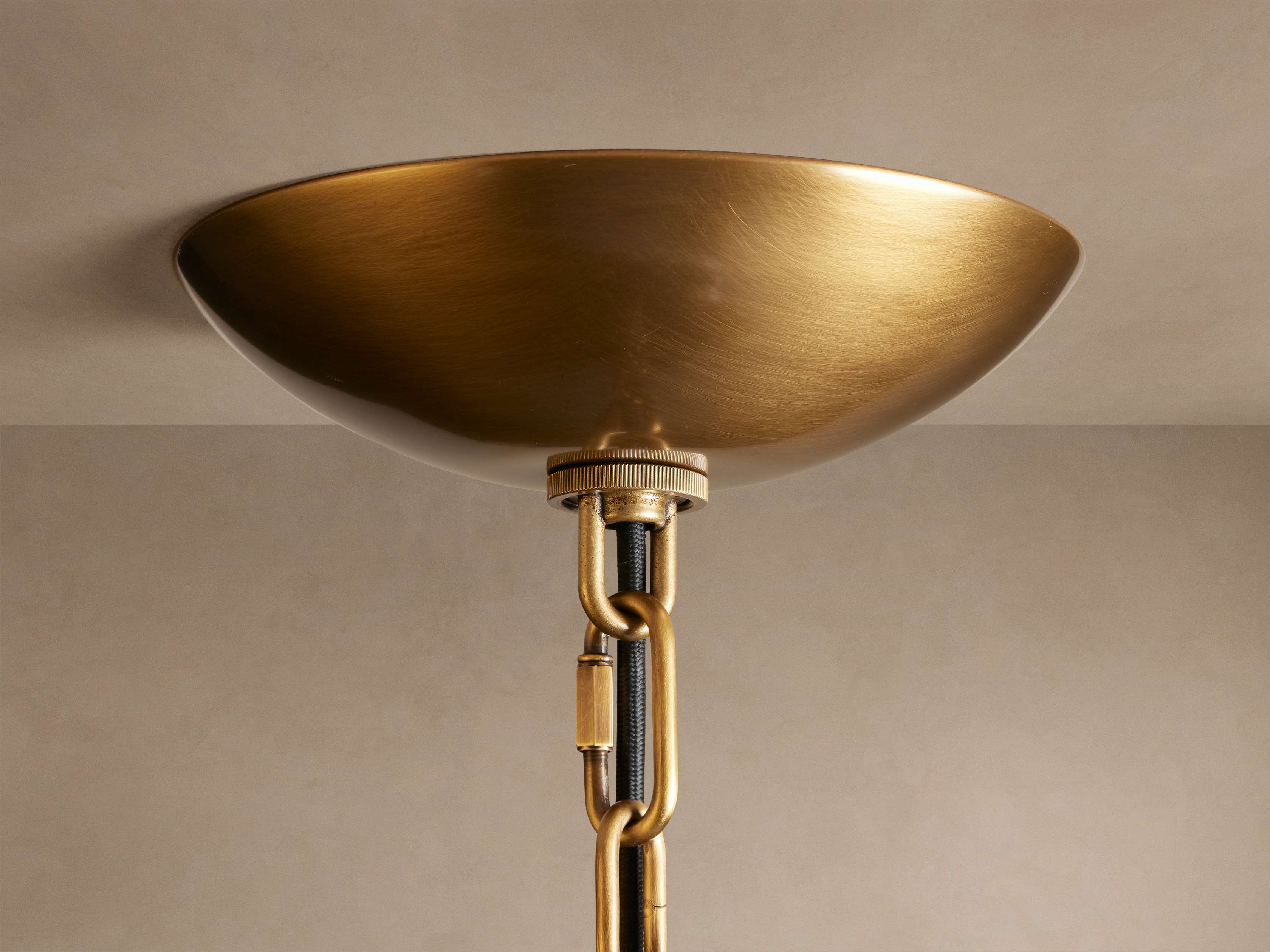Plaire Round Chandelier