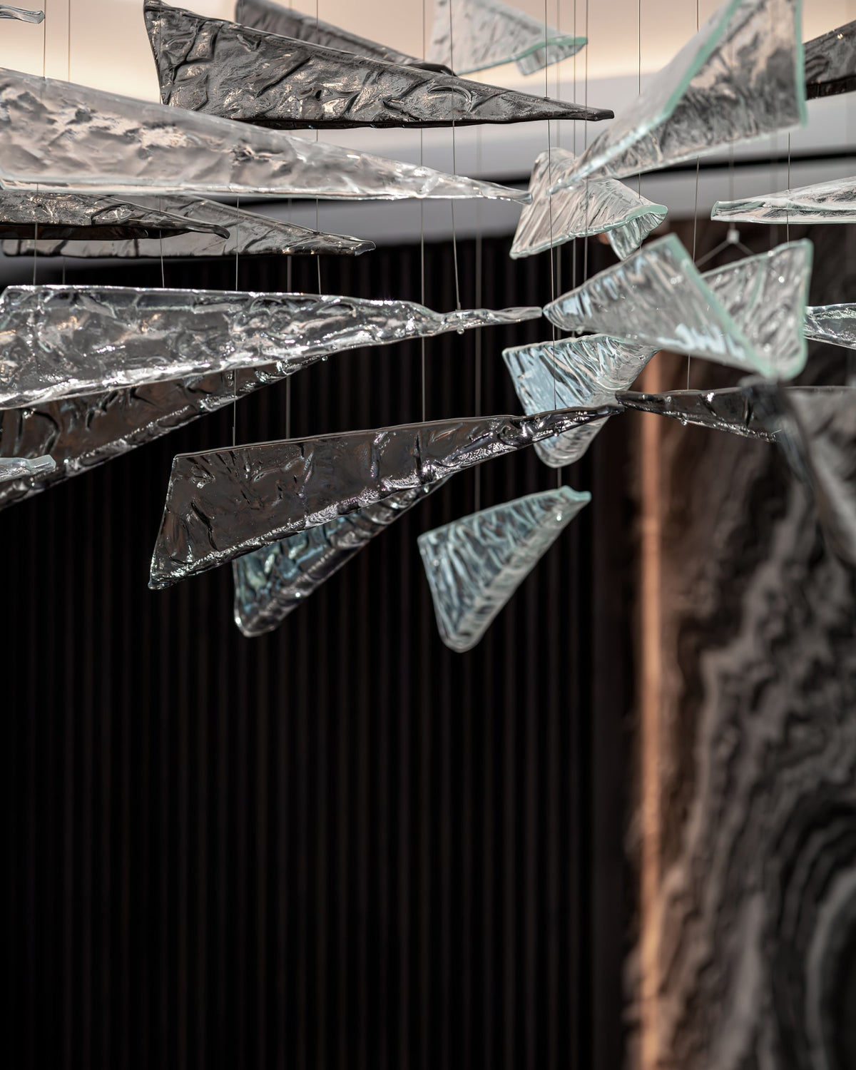 Breeze Chandelier 39.4" 78.7"