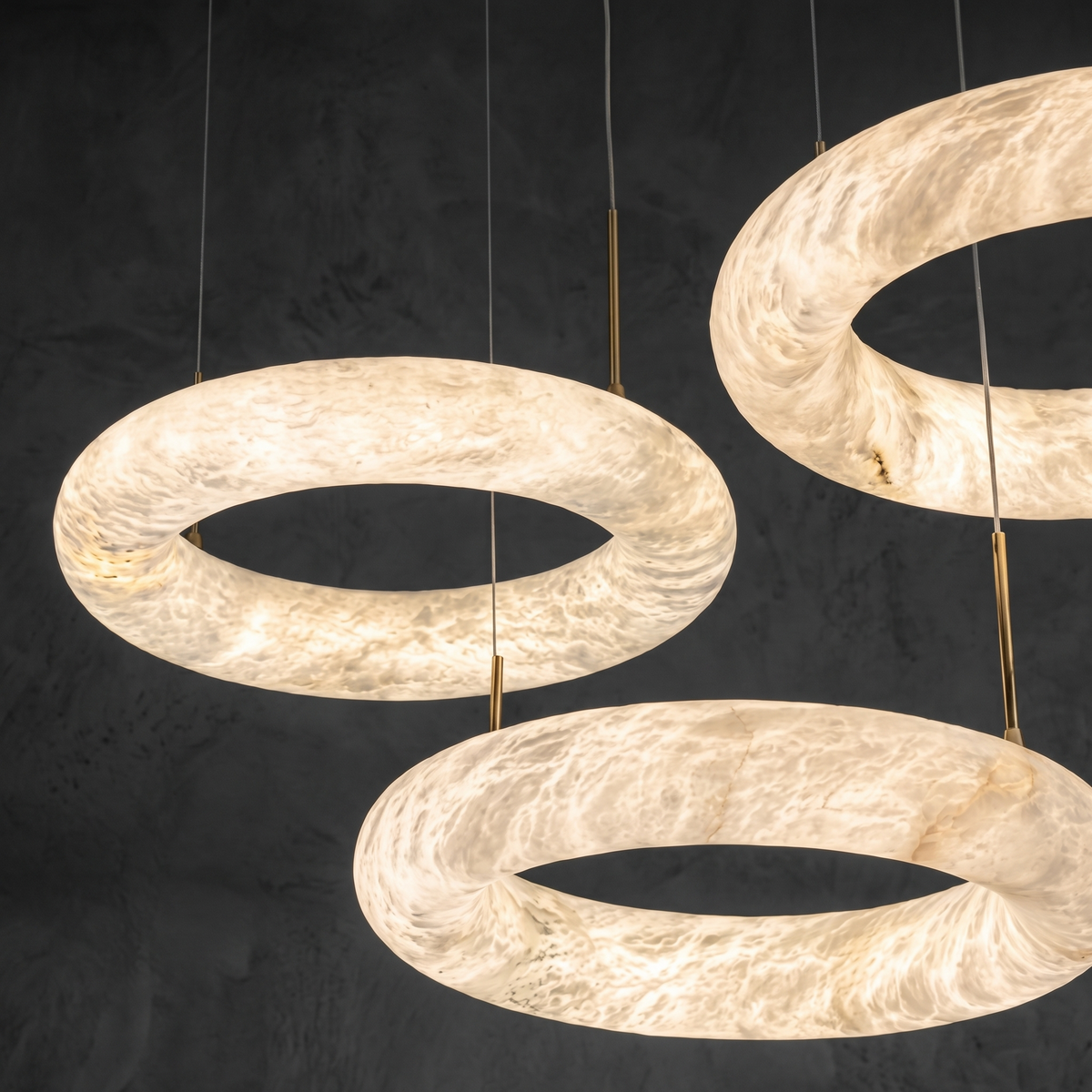 Alabaster Round Chandelier in brass