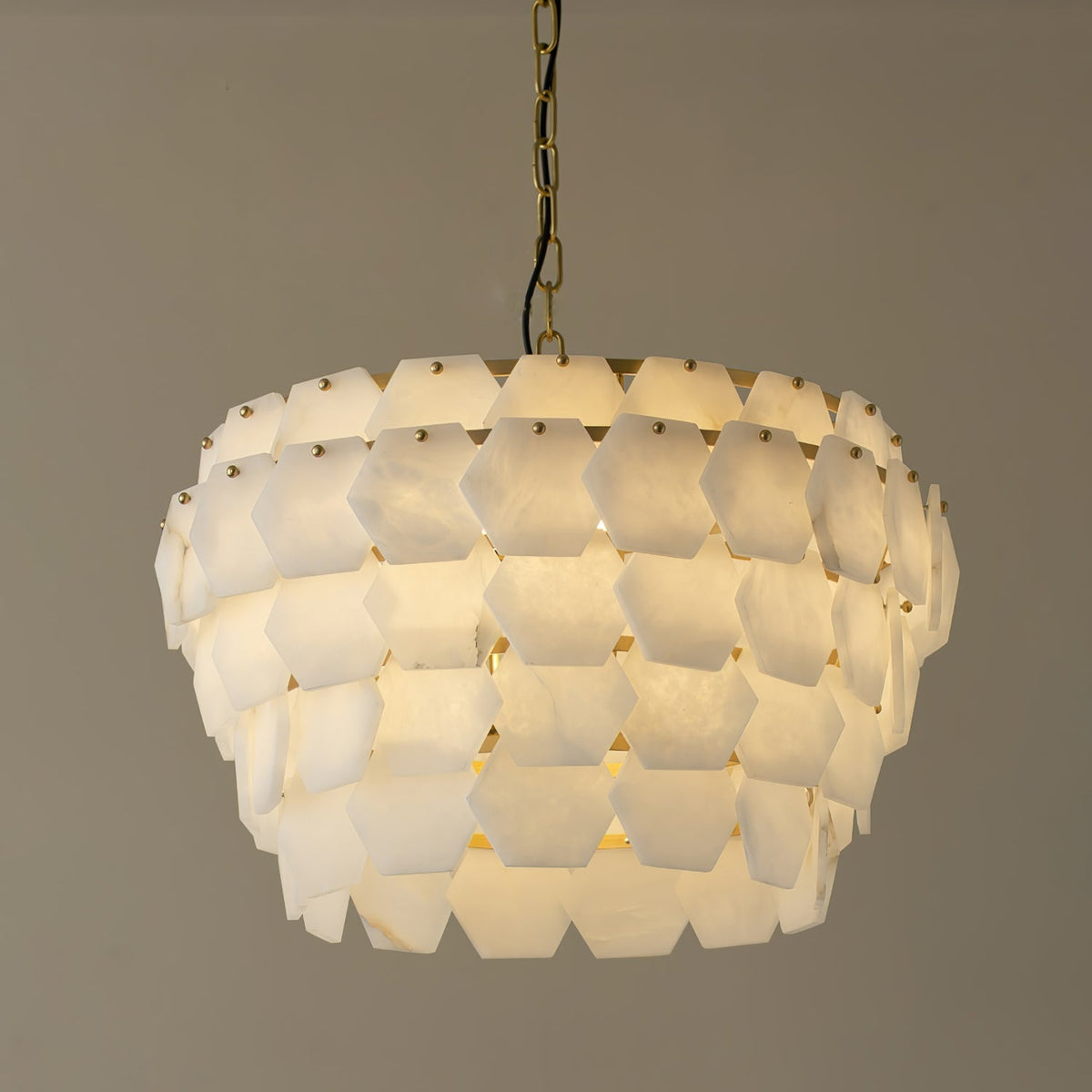 Vakkerlight Hexa Cloud Gold & White Alabaster Pendant Light – 23.6" Diameter