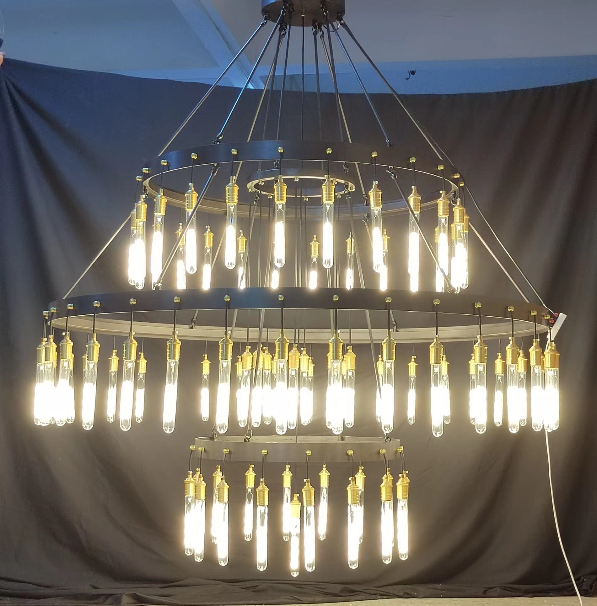 Retro-Inspired Metal Pendant Light Chandelier for Living Room/Bedroom/Staircase/Villa
