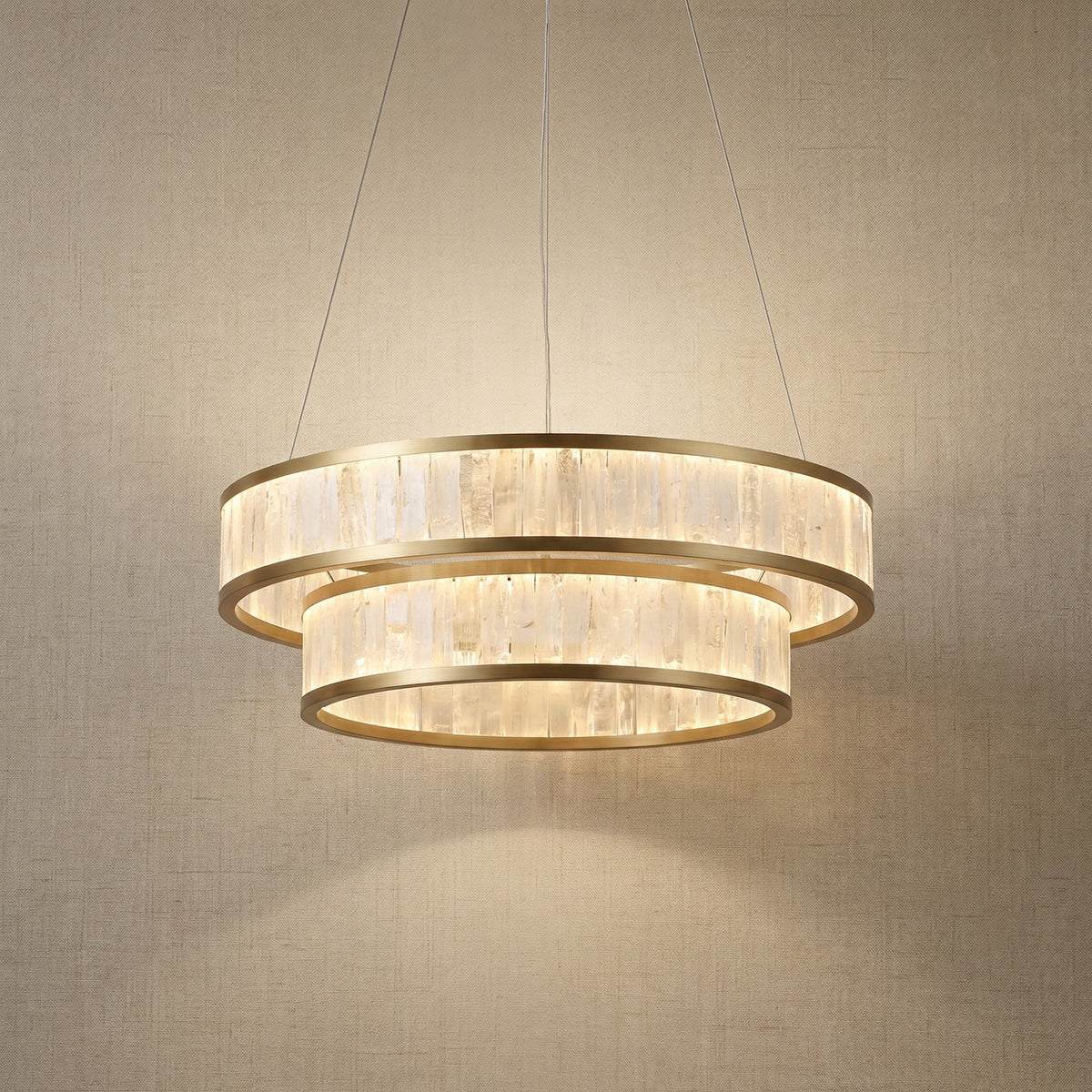 Chandelier in gold