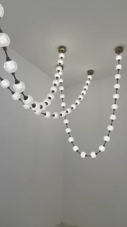 Modern Creative Acrylic Ball Necklace Chandelier for Living Room/Staircase/Foyer/Entryway
