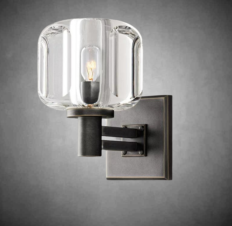 Maelis Sconce