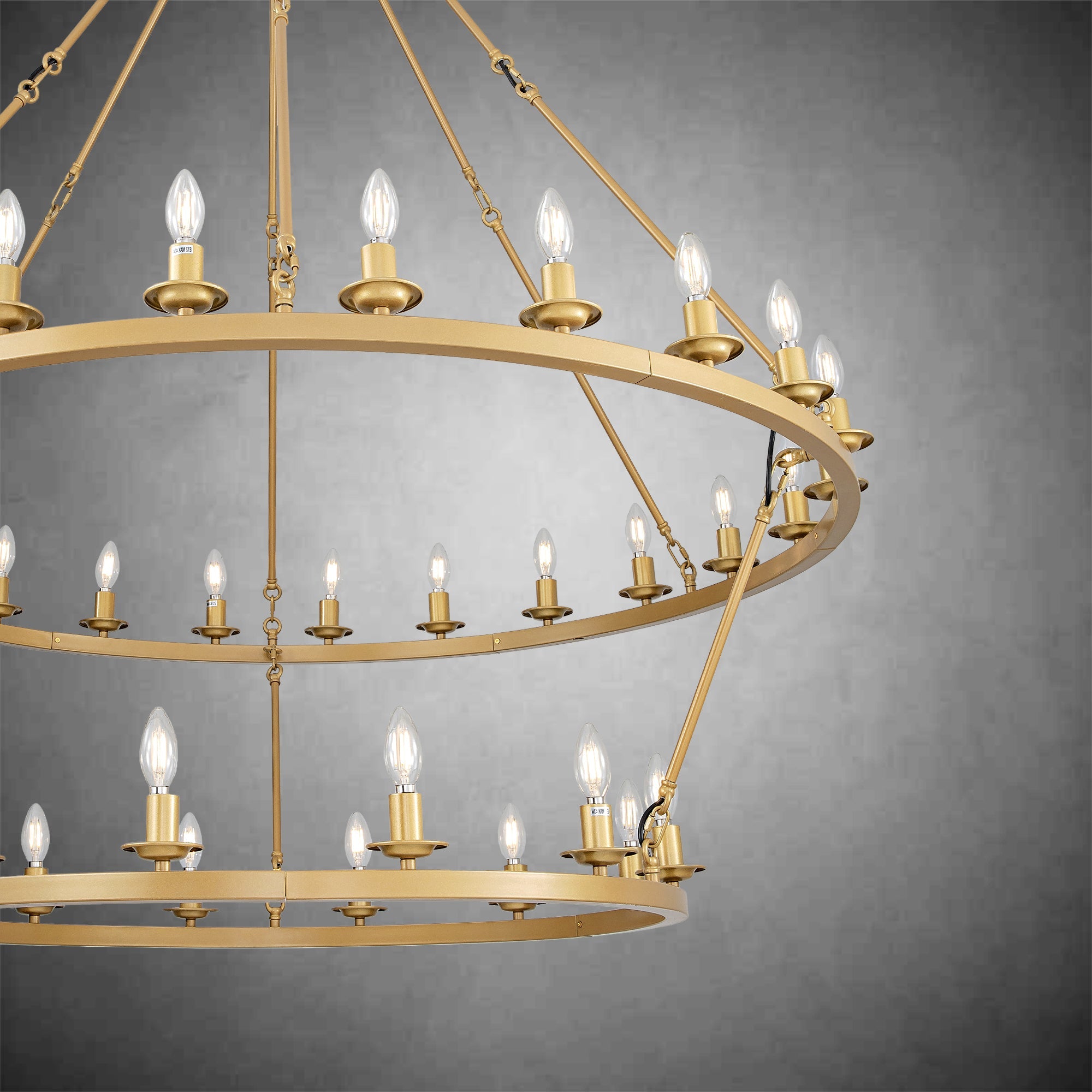 Modern wheel-shaped Chandelier