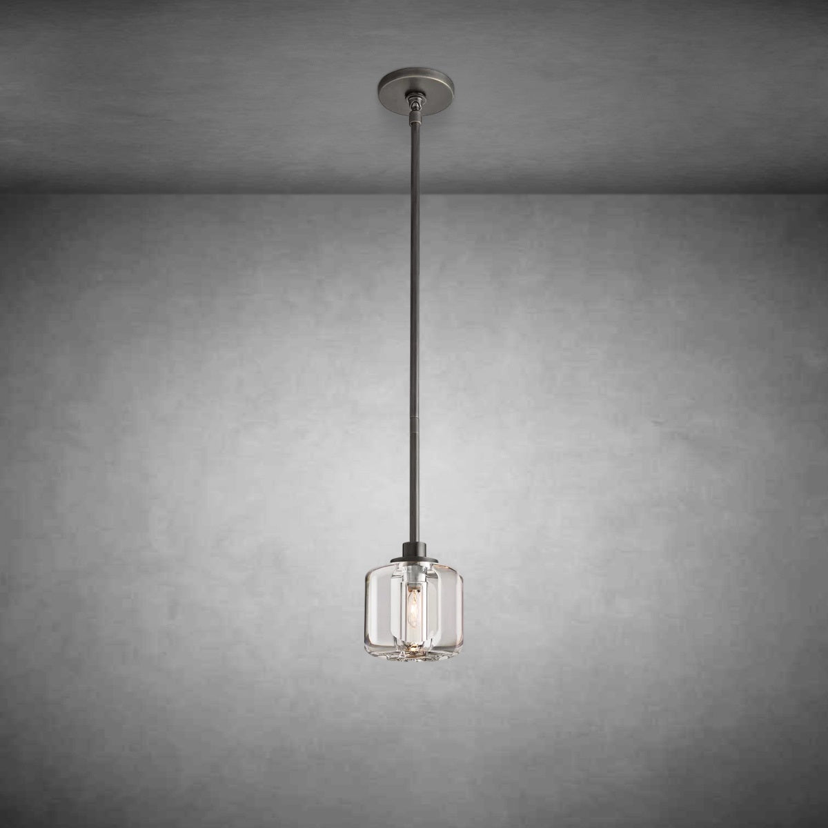 Maelis Pendant