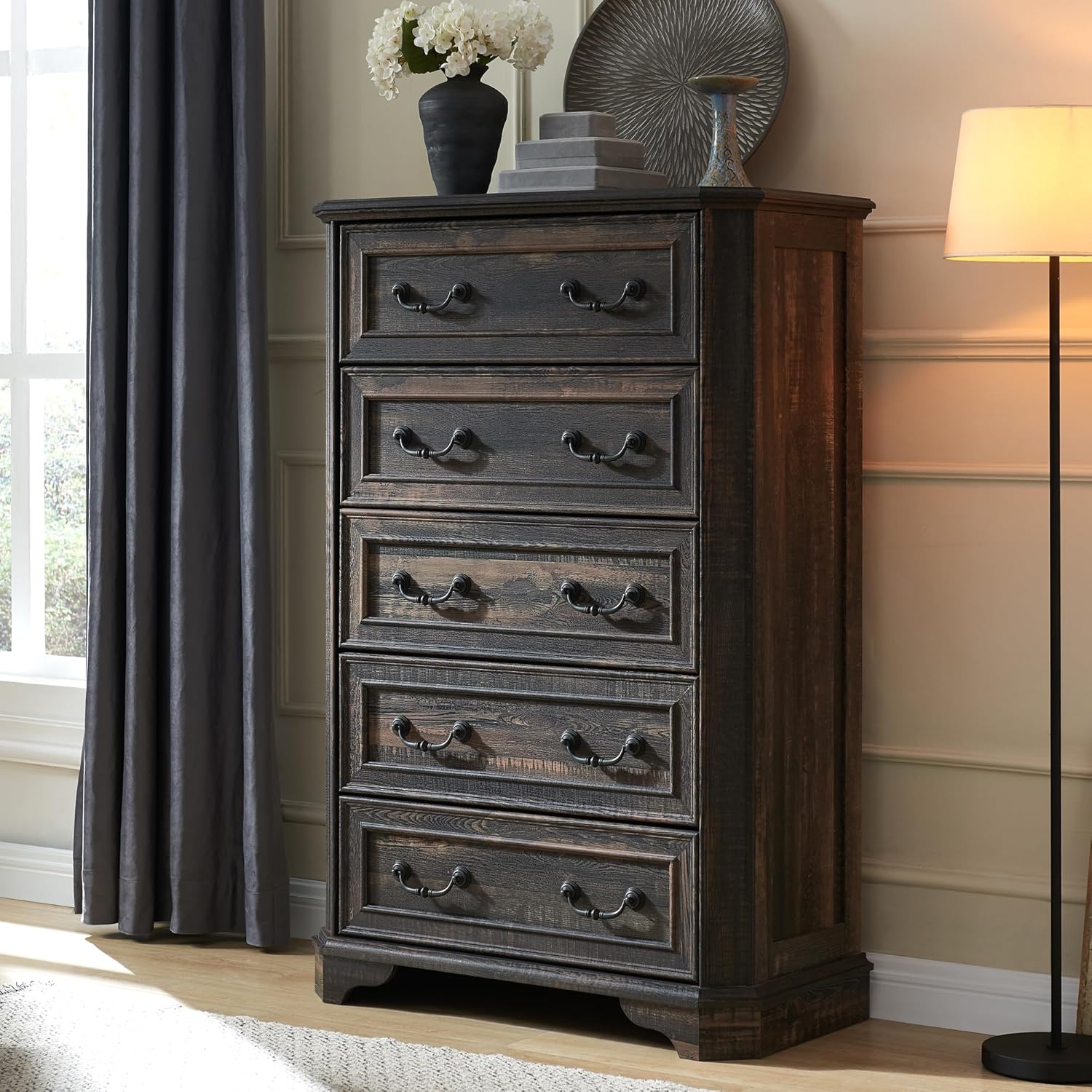Farmhouse 5-Drawer Dresser: Rustic Wood Chest for Bedroom Storage
