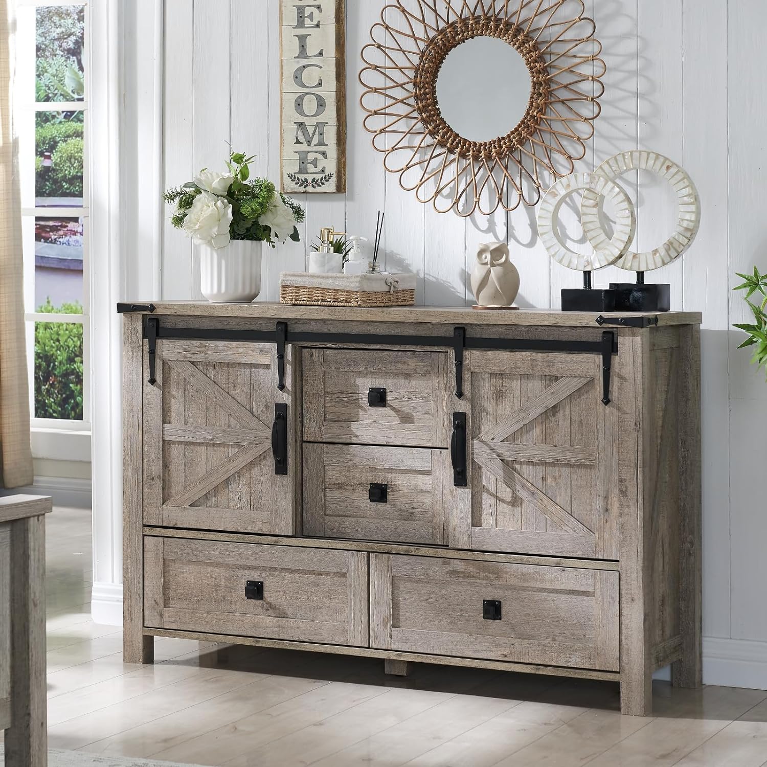 Rustic Farmhouse Dresser with Barn Doors, 4 Drawers