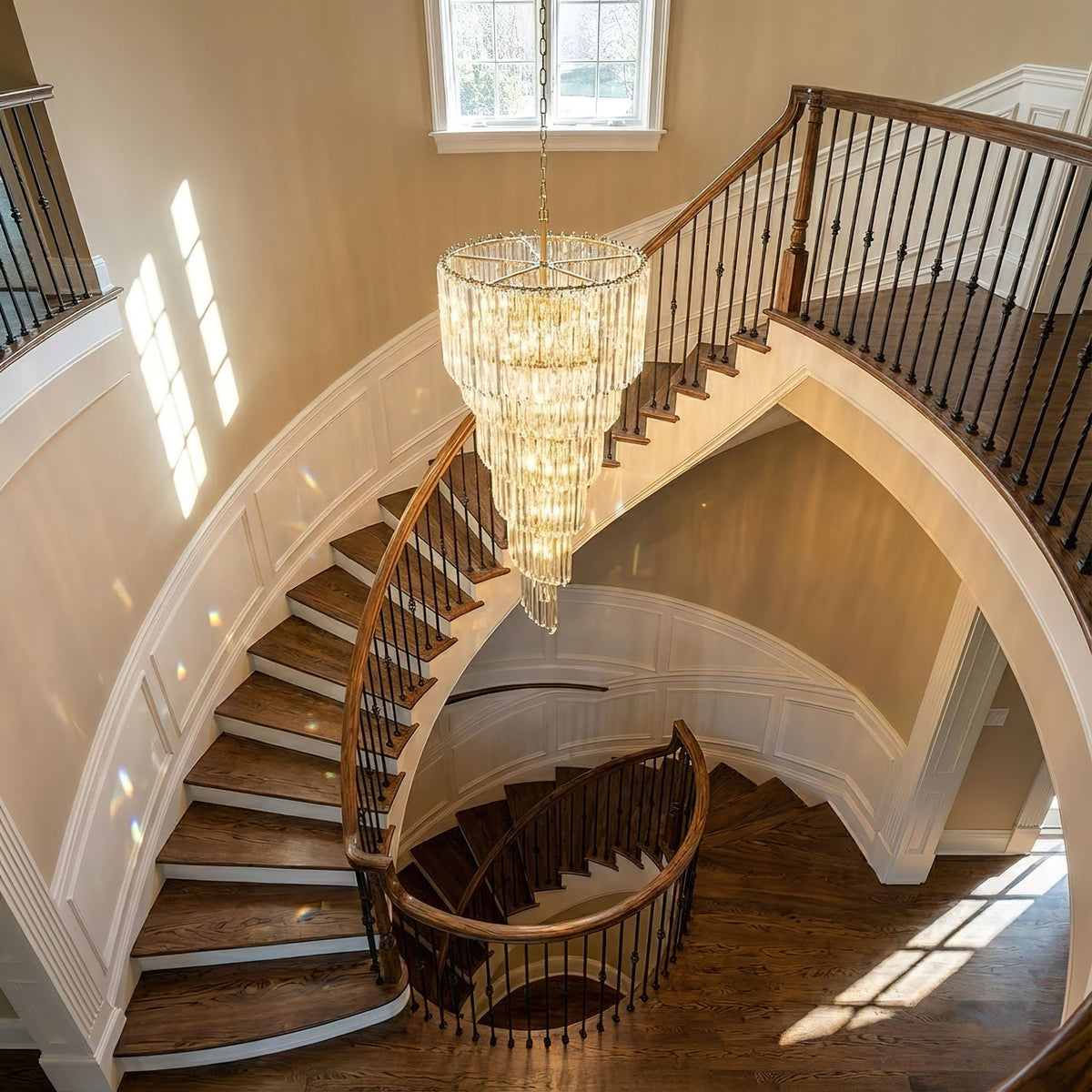 Cascada Spiral Clear Chandelier - Vakkerlight