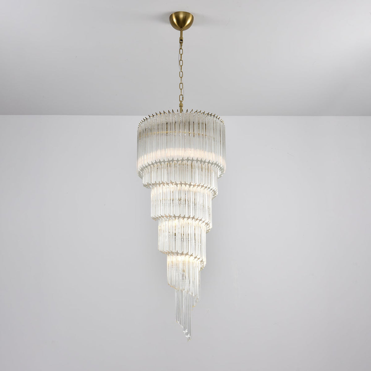 Cascada Spiral Clear Chandelier - Vakkerlight