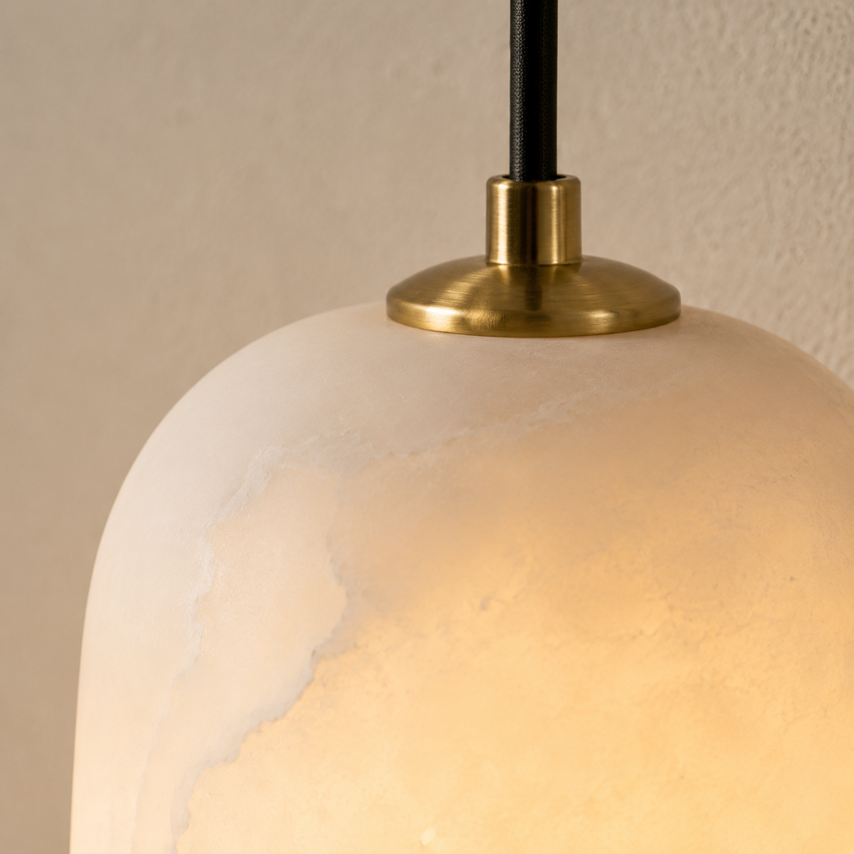 Lucera Spanish Alabaster Modern Wall Sconce 10.2"