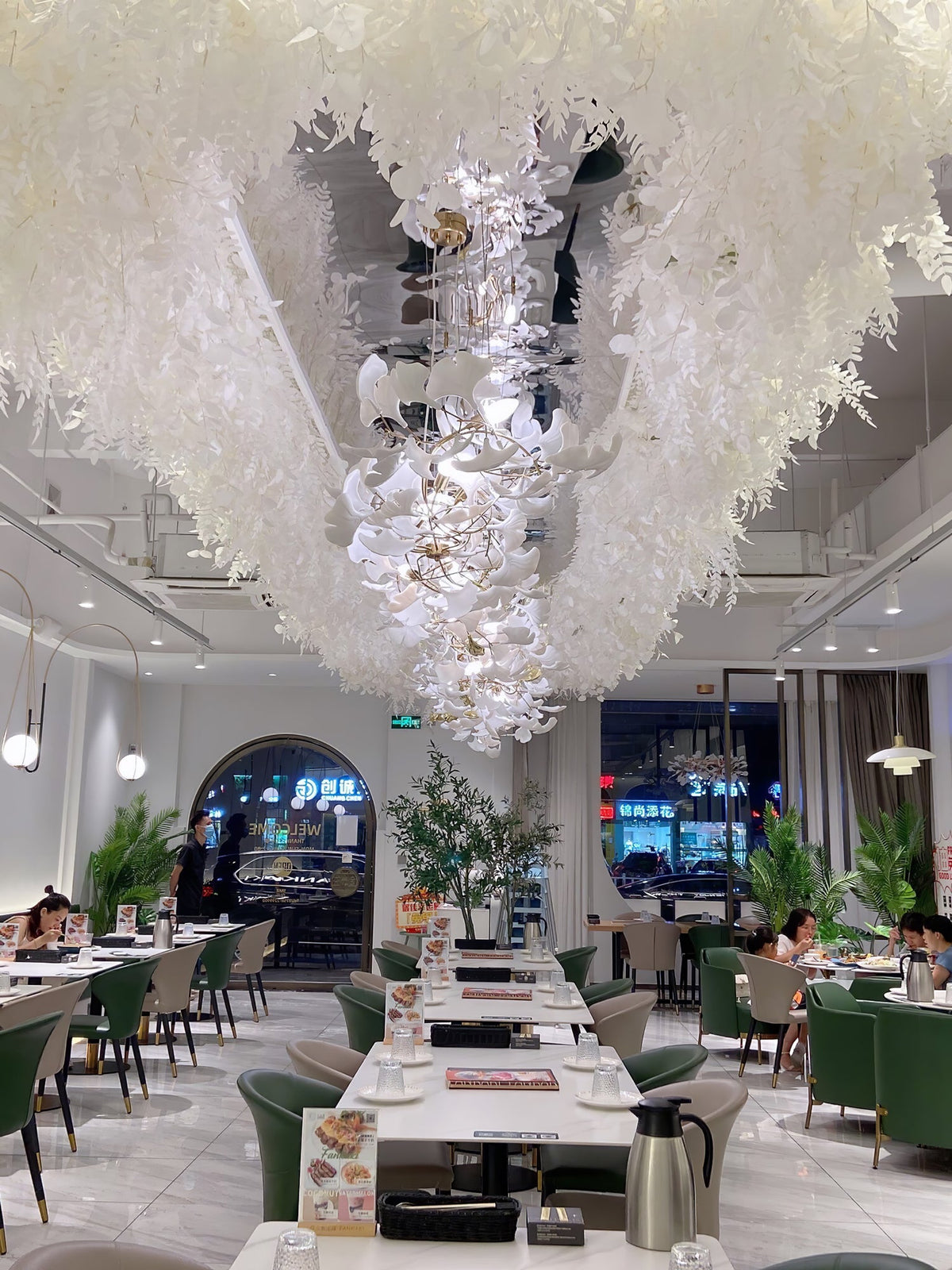 Gingko Leaves Chandelier 196.8"