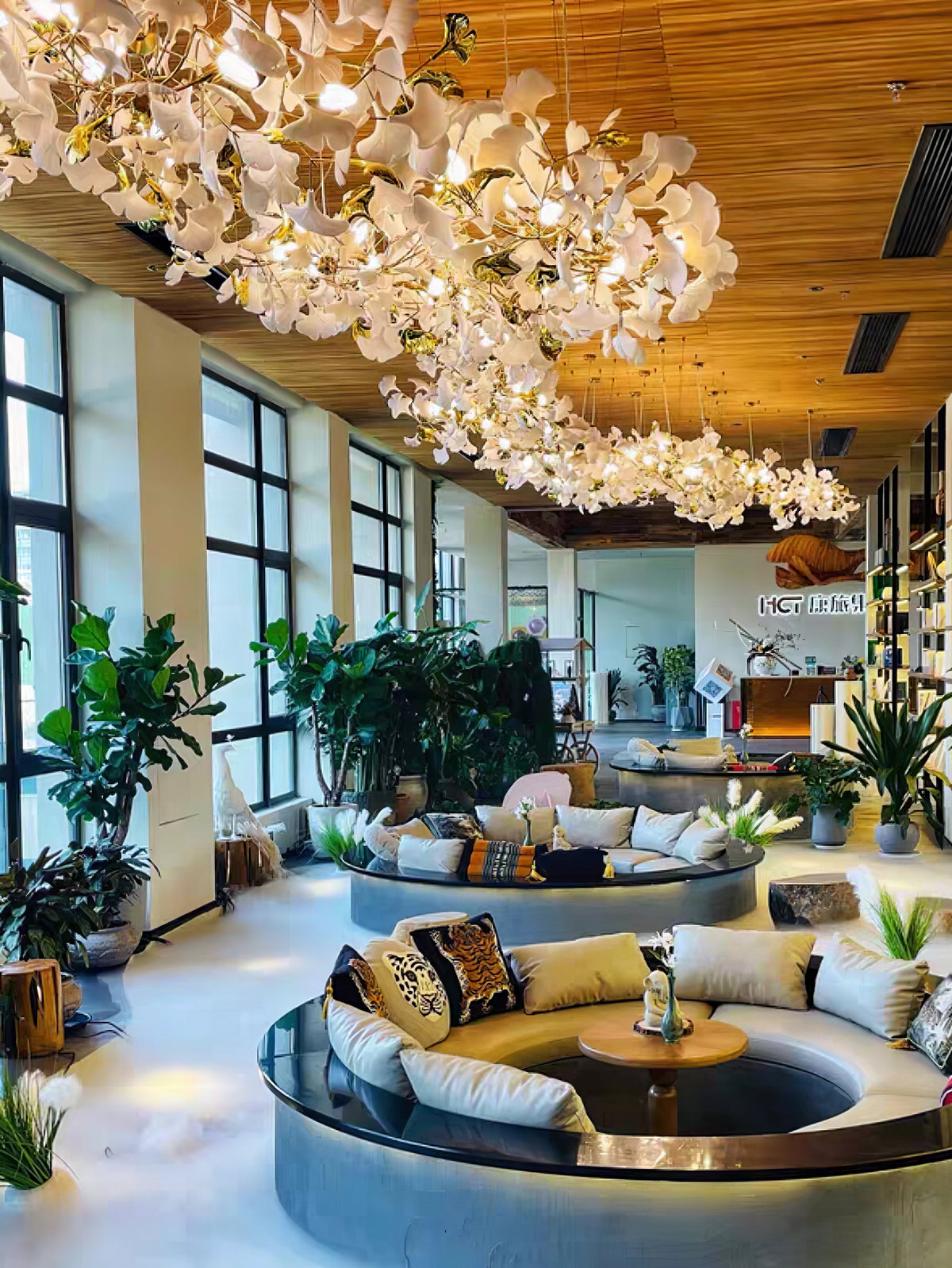 Gingko Leaves Chandelier 196.8"