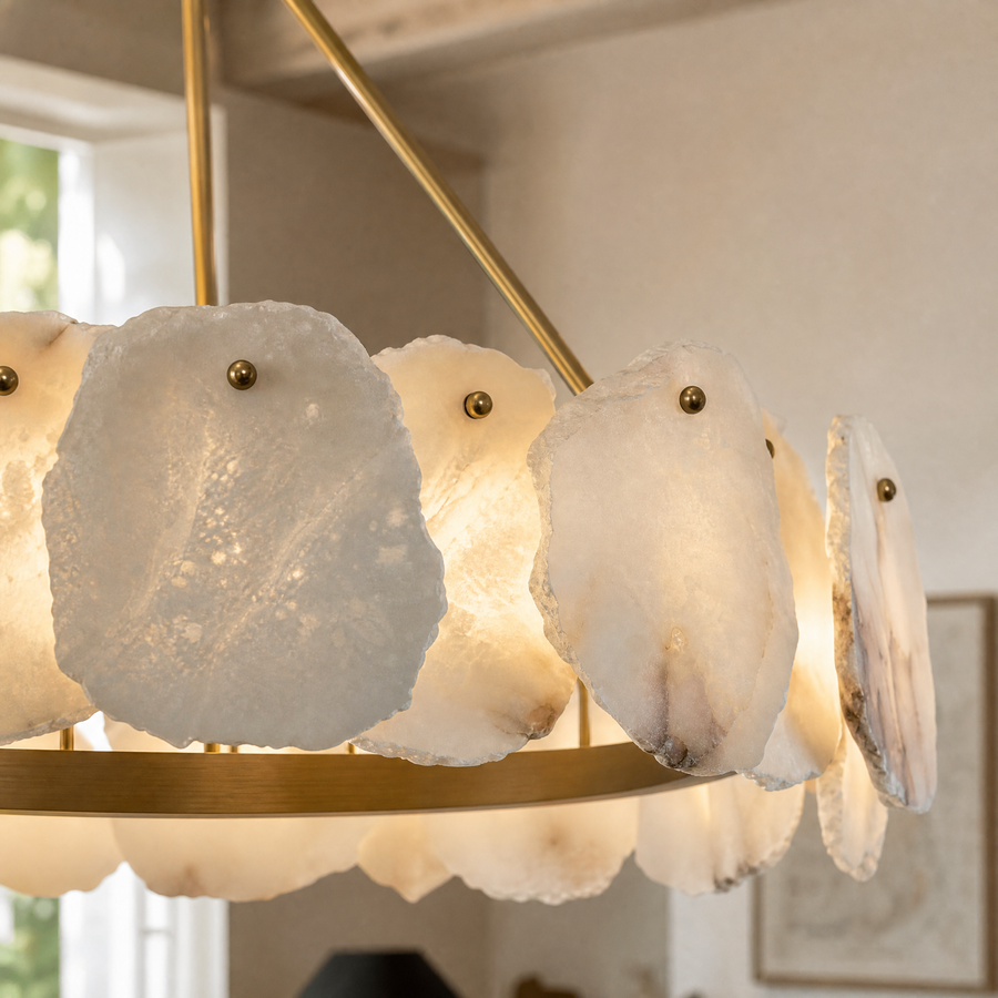 Foglia Flower Pedal Chandelier