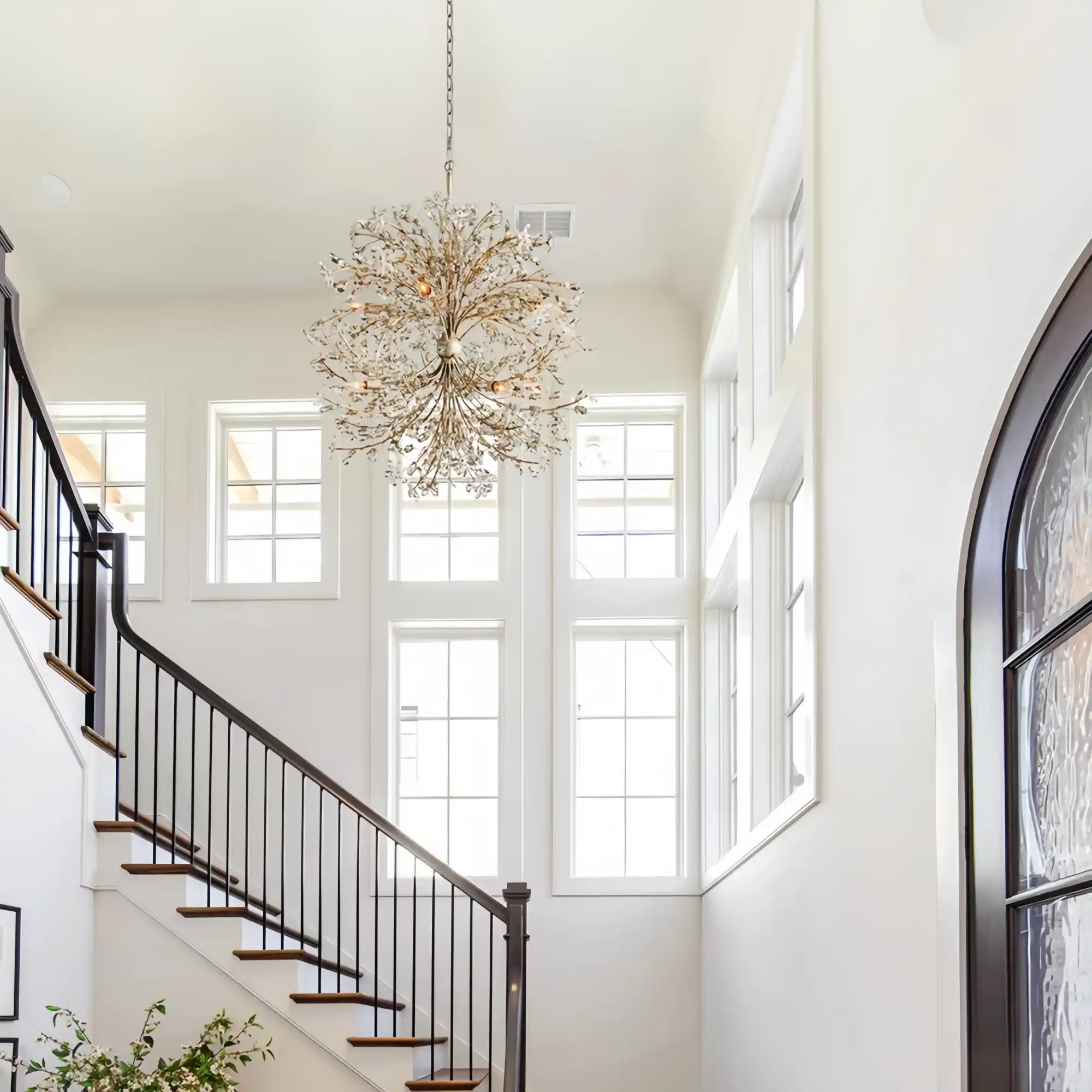 Fiore 8-Light Round Chandelier
