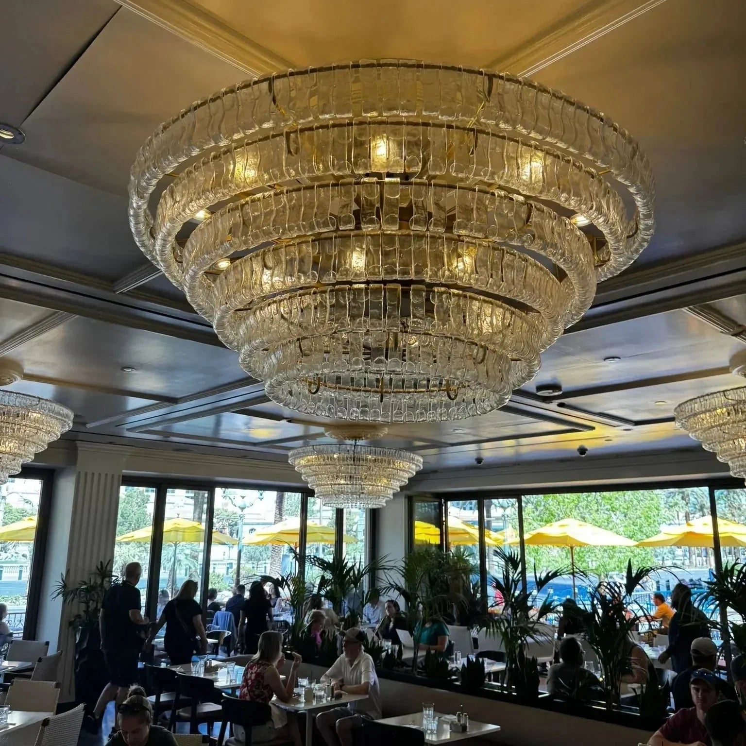 Ghiaccio Glass Round Chandelier 24" 36" 48" 60" - 6 - Tier 60"BrassClearBlushlighting