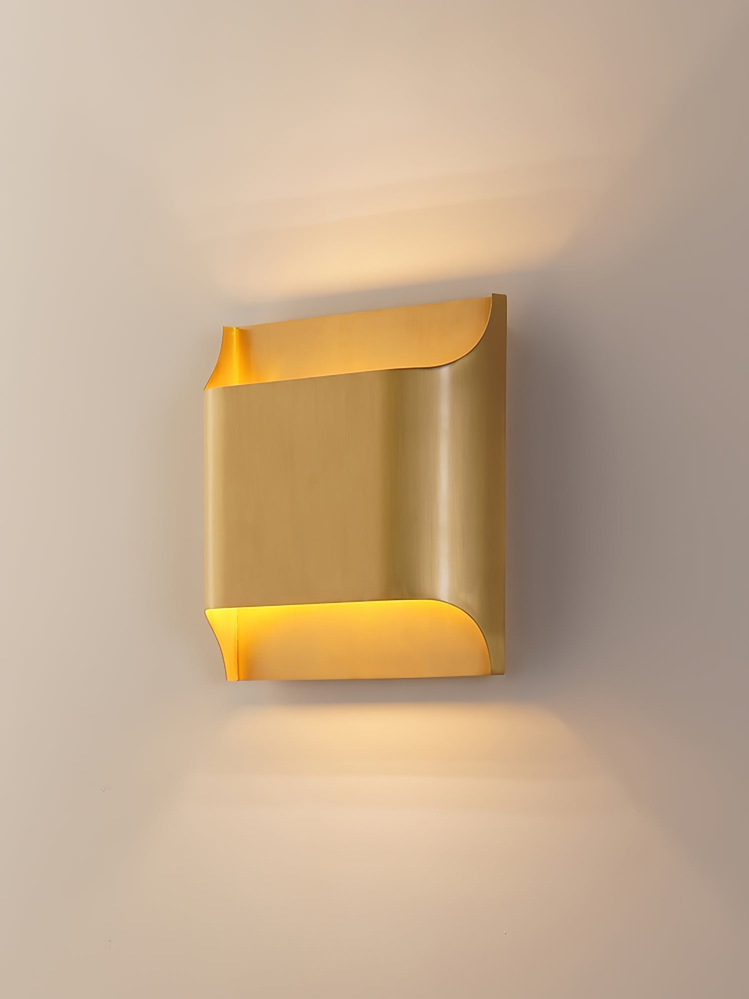 Leclerc Wall Lamp