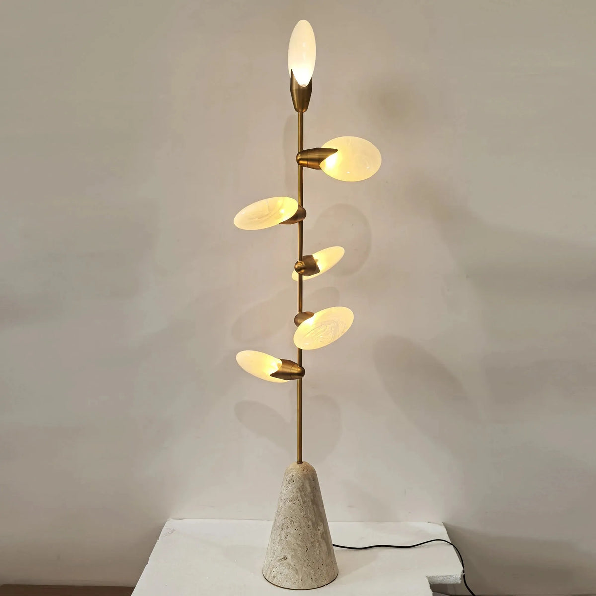 Lyverne Floor Lamp - Blushlighting
