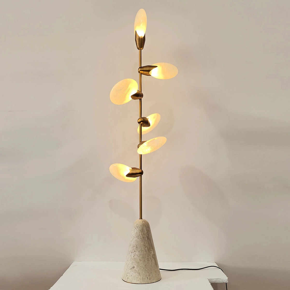 Lyverne Floor Lamp - Blushlighting