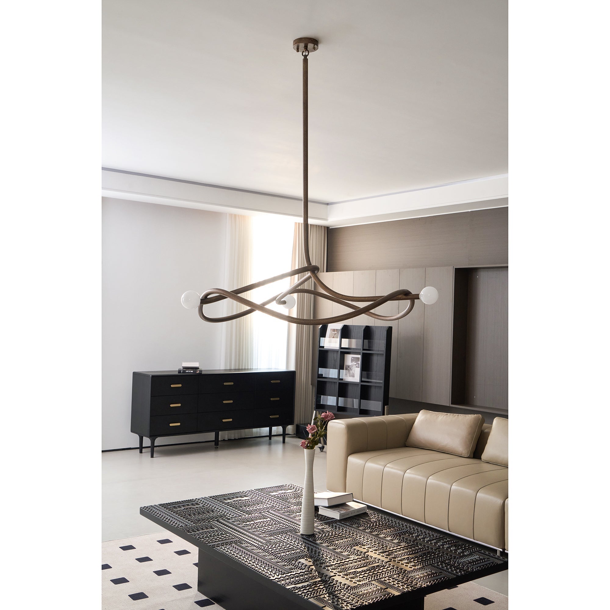 Tryst Chandelier
