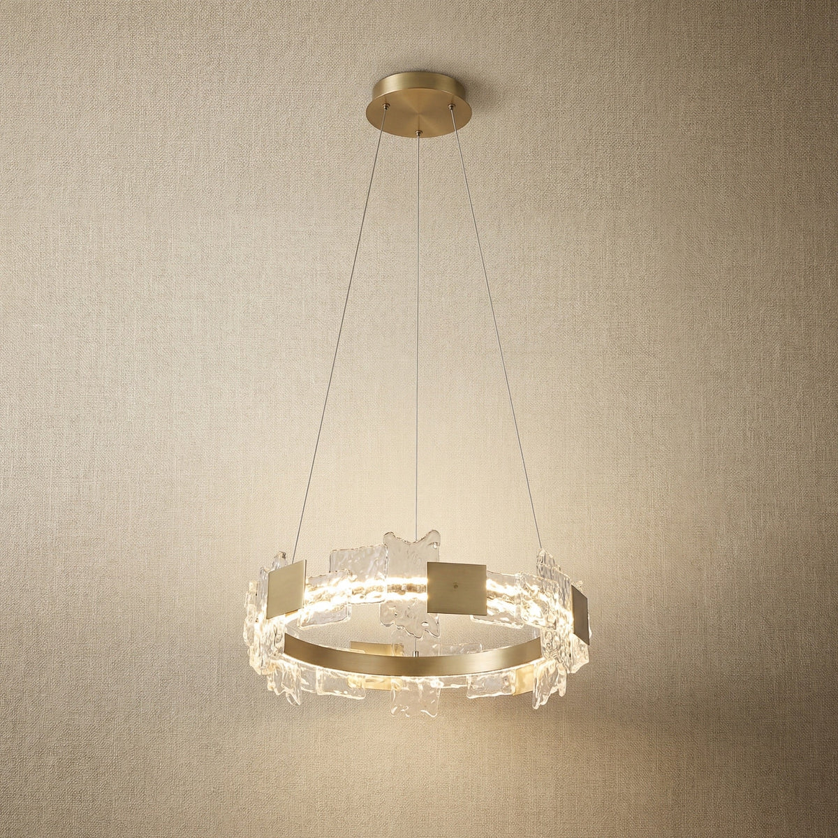 Dining Room Pendant Light in a foyer
